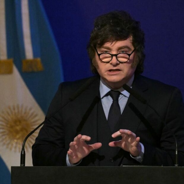 afp 20260820 c66c3e6 v1 midres argentinapoliticseconomy