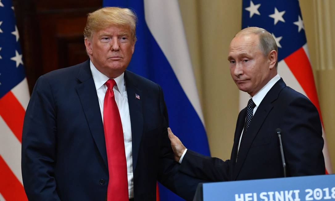 77981670 us president donald trump l and russia27s president vladimir putin leave at the end of a