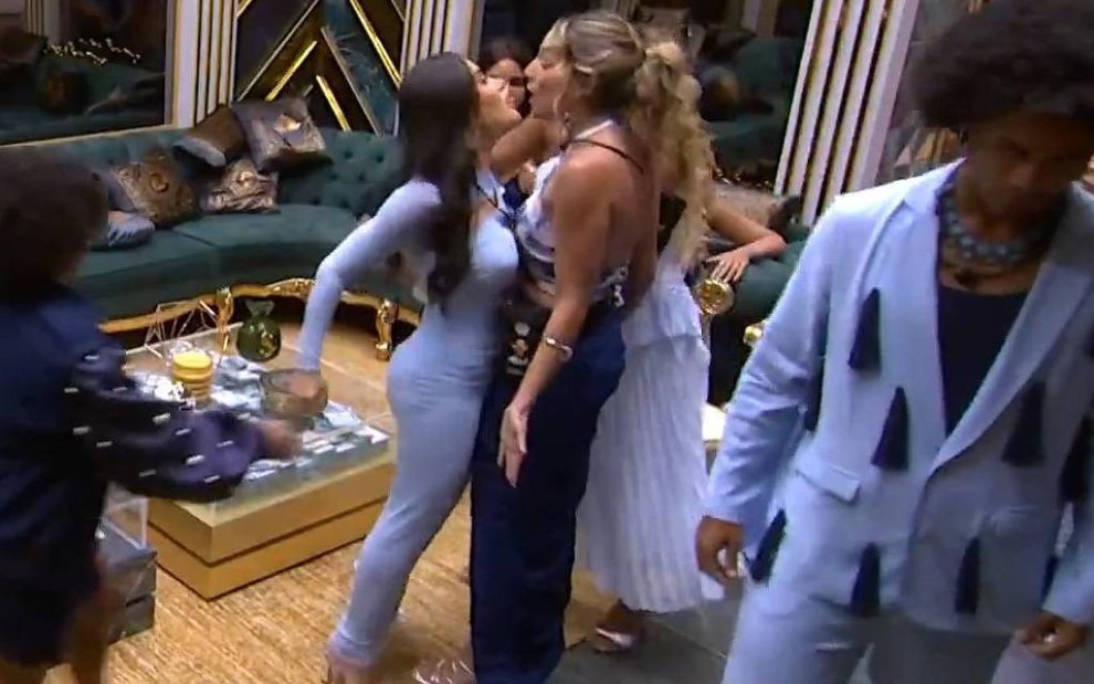 A advogada protagonizou embates com Samira Sagr no reality
