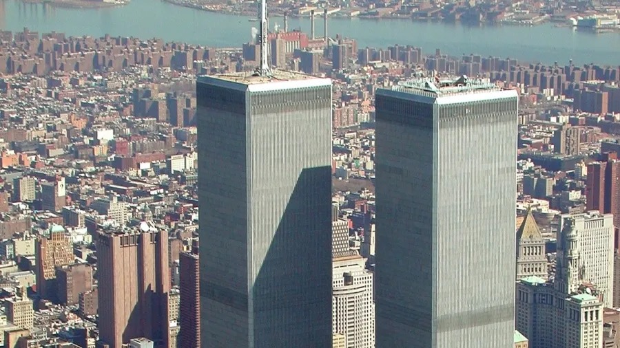 Torres do World Trade Center foram destruídas nos ataques terroristas de 2001

