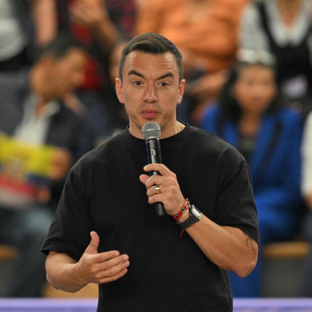 ecuador government