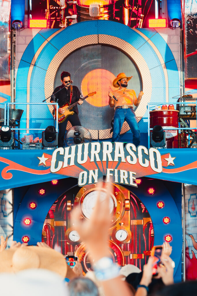 Picanha, brisket, fogo de chão, sertanejo e country estarão juntos na primeira edição internacional do Churrasco On Fire, no Texas - Créditos: Doug Velloso