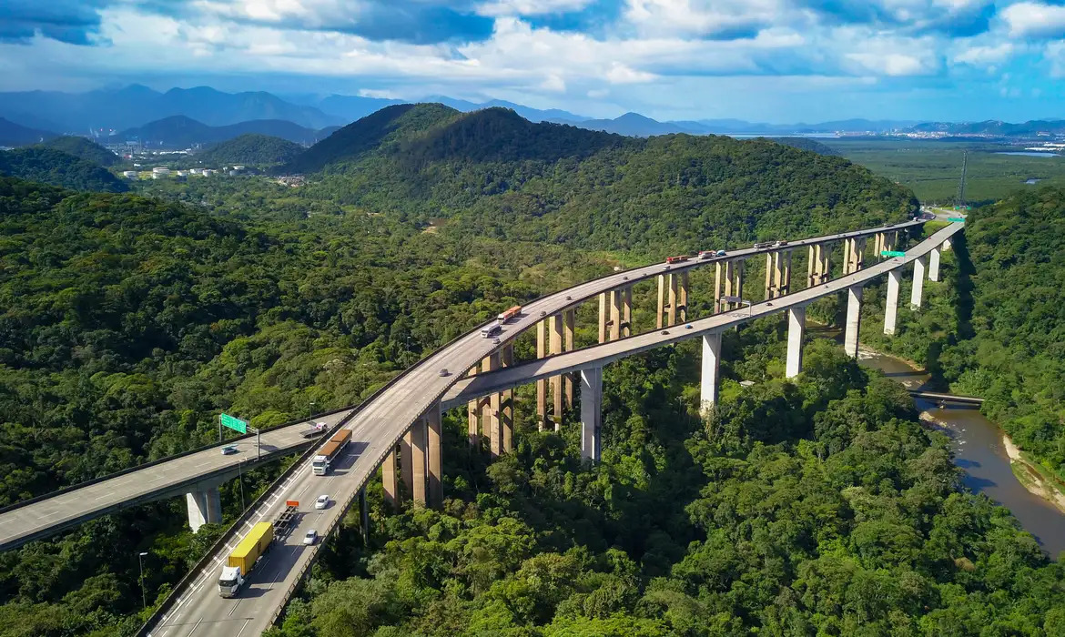rodovia infraestrutura
