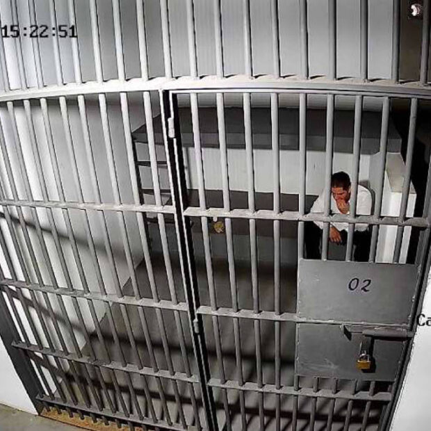 pf suicídio de sicário em cela da pf