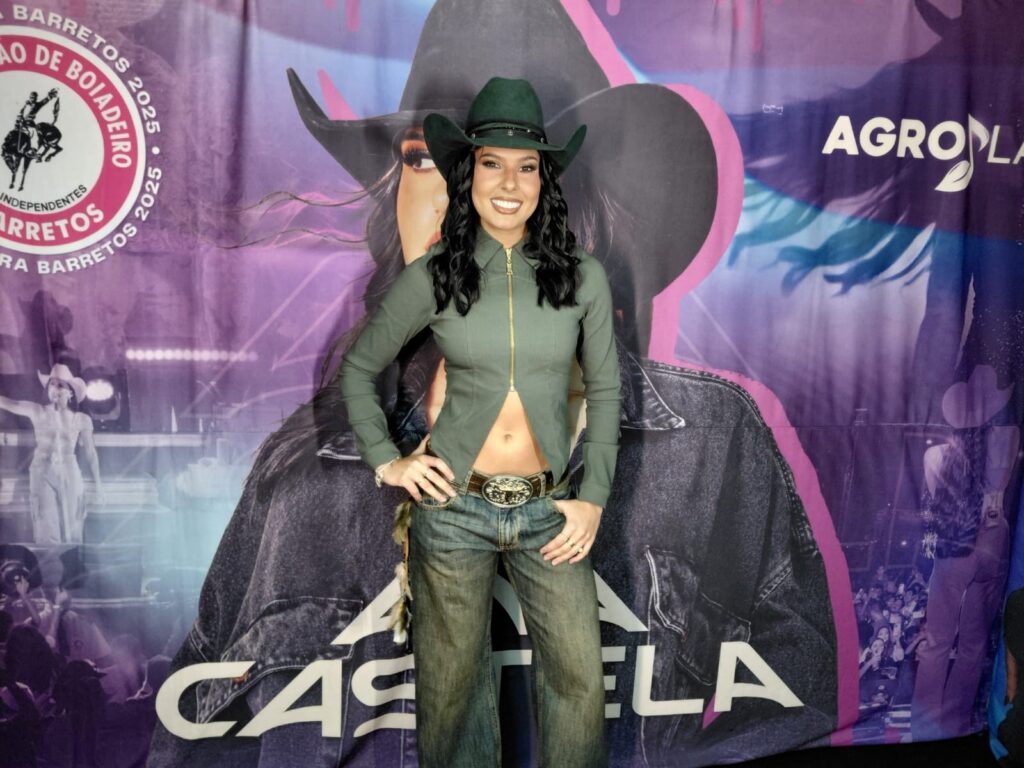 Ana Castela foi indicada por Fire Arena na categoria sertaneja
