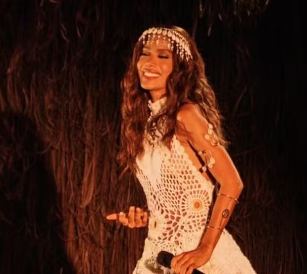 Anitta concorre a Álbum do Ano no Grammy Latino 2026