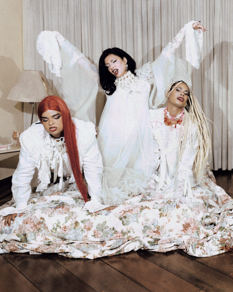 katy da voz e as abusadas... resenha favela sounds 2026 ccbb