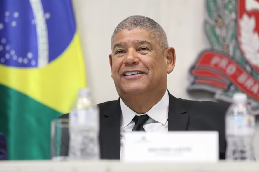 Polícia apreende R$ 740 mil em imóvel de assessor ligado a Milton Leite, e ex-vereador segue foragido