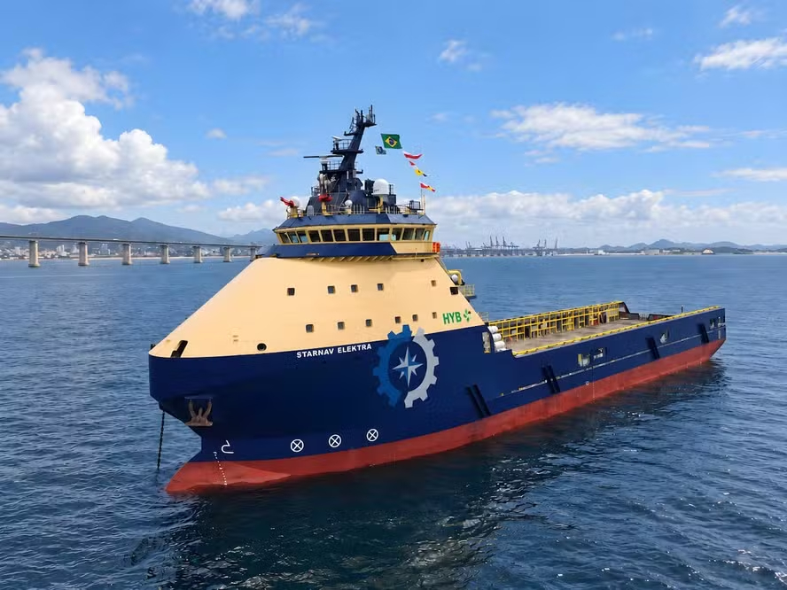 petrobras batiza embarcação starnav elektra