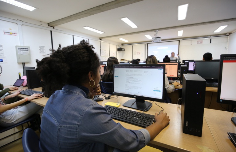 UFPR abre inscrições para curso online de direitos humanos