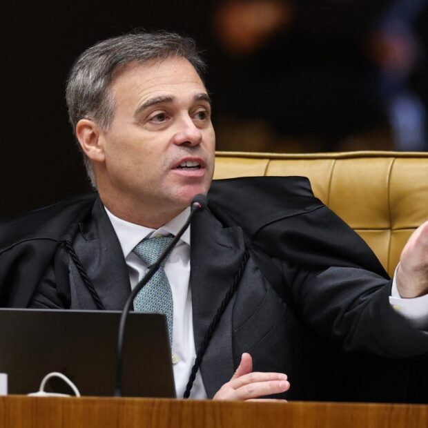 André mendonça