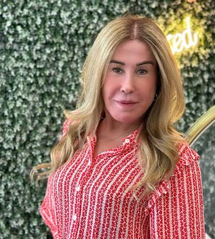 O novo namoro de Zilu Camargo ganhou uma disputa de versões. Alessandra Paris faz acusações sobre o início do romance, enquanto a assessoria da empresária afirma que Emerson já estava separado.