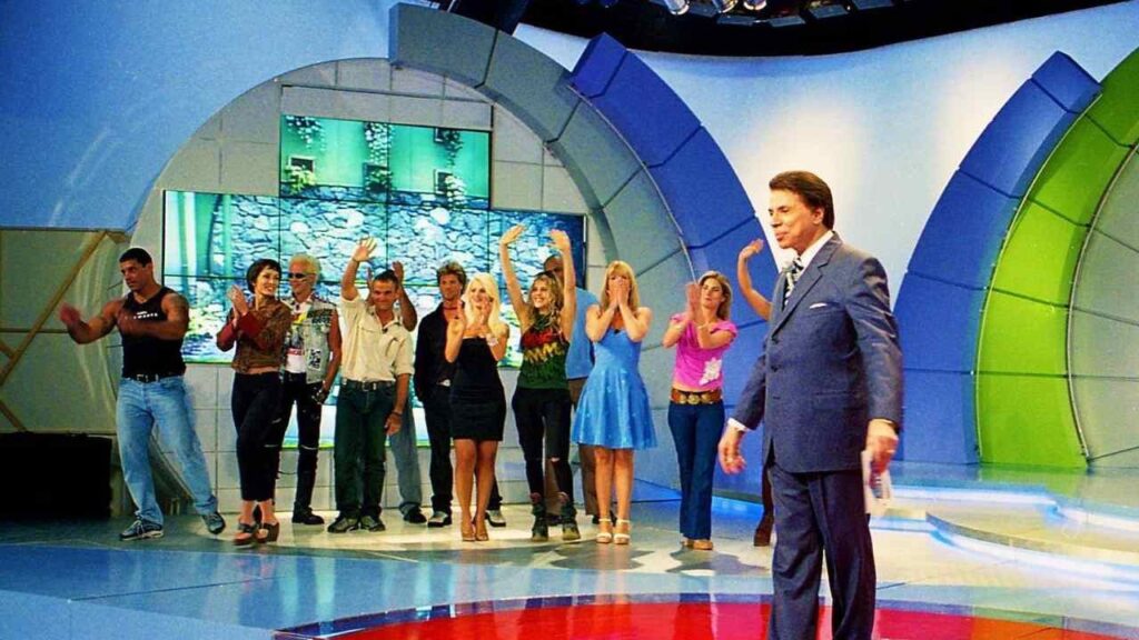 Casa dos Artistas estreou de surpresa e sacudiu a televisão brasileira