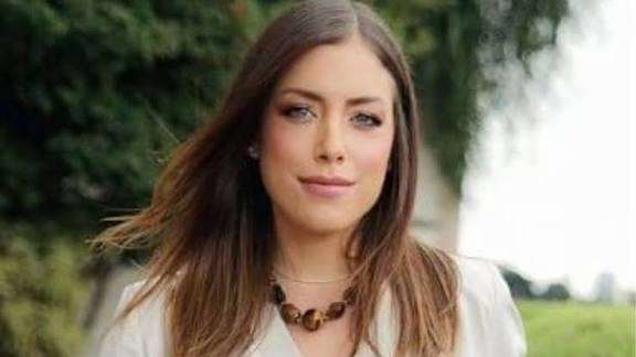 Em remissão, Fabiana Justus transforma a própria experiência com a leucemia em uma discussão sobre diagnóstico, tratamento e acesso no SUS.