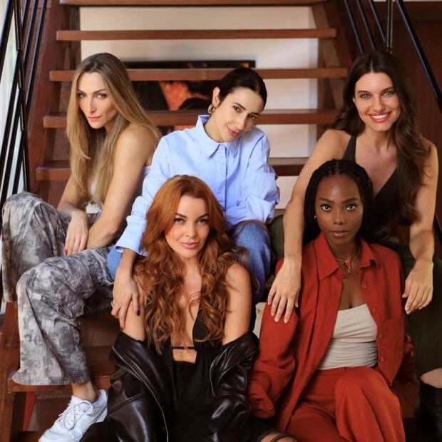 Marcelo Serrado entra no universo das novelas verticais com participação especial em Coral, primeira produção do gênero da Raipe TV. A trama estreia em 29 de setembro com episódios de cerca de dois minutos.