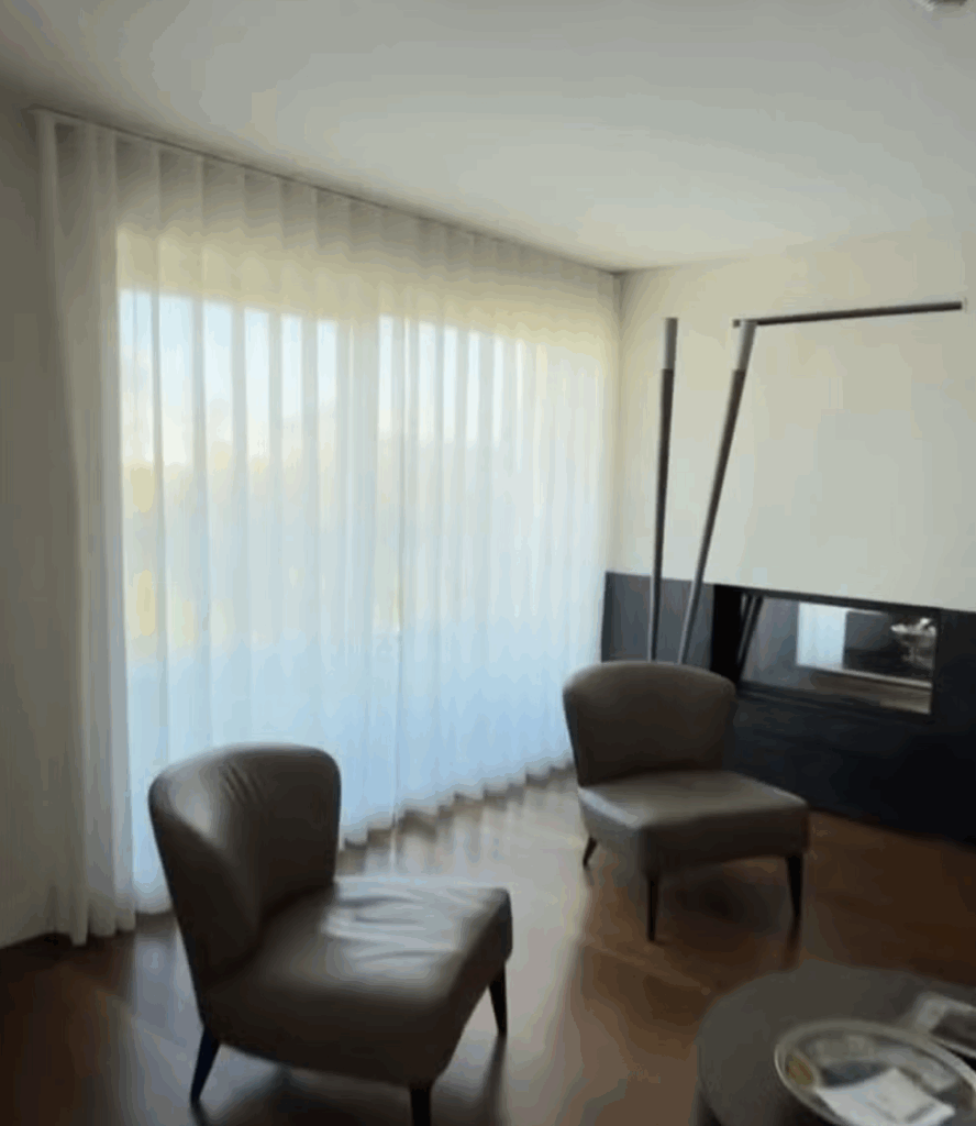 De mudança para o Brasil, Susana Werner revelou que o casal está vendendo móveis, roupas e até um apartamento de mais de 400 m².