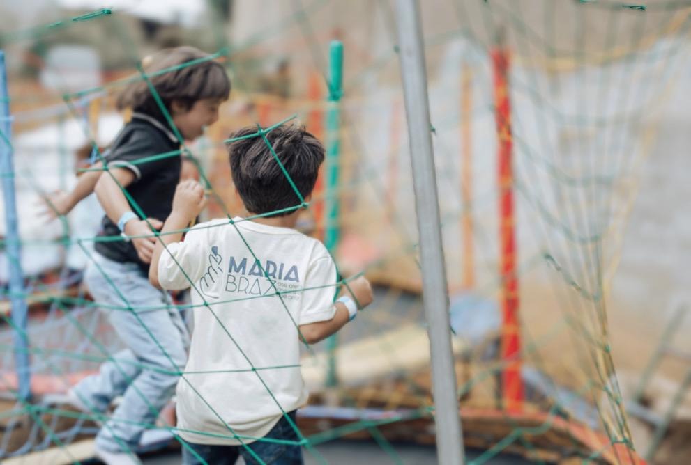 Moda e solidariedade se encontram no The Hunt, bazar beneficente promovido por Maria Braz no Café Zinn, em São Paulo.