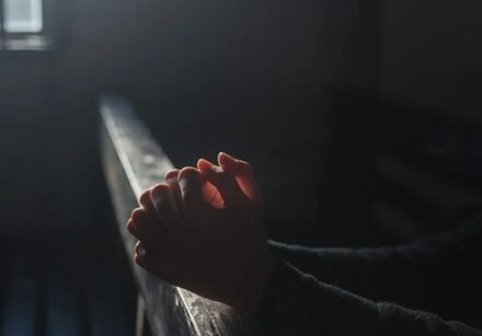prayer 2544994 640