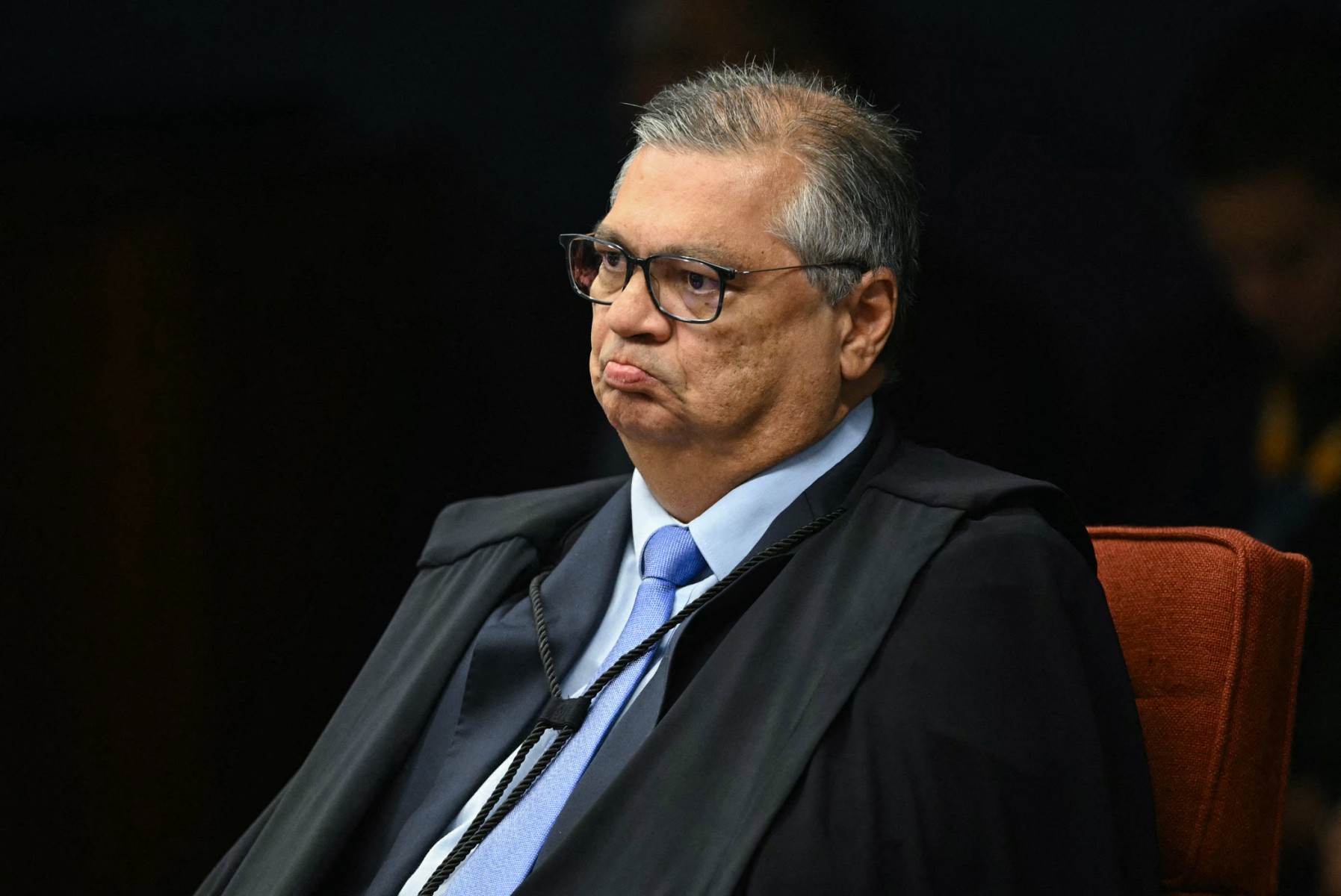 Dino deve devolver relatório sobre Moraes a julgamento após 2º turno, dizem aliados