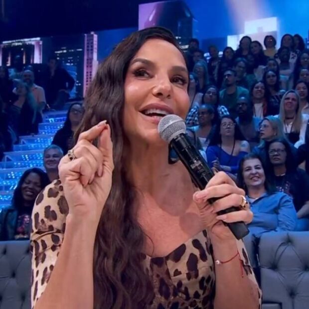 Ivete Sangalo apostou na oncinha para participar do júri da Dança dos Famosos e brincou que estava "discreta, contida, quase imperceptível" - Reprodução Globo