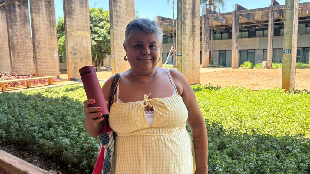 estudante valéria de oliveira, de 62 anos