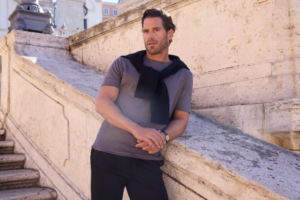 O Outono 2027 da Dudalina divide o masculino em cinco propostas e coloca a alfaiataria no centro do guarda-roupa feminino.