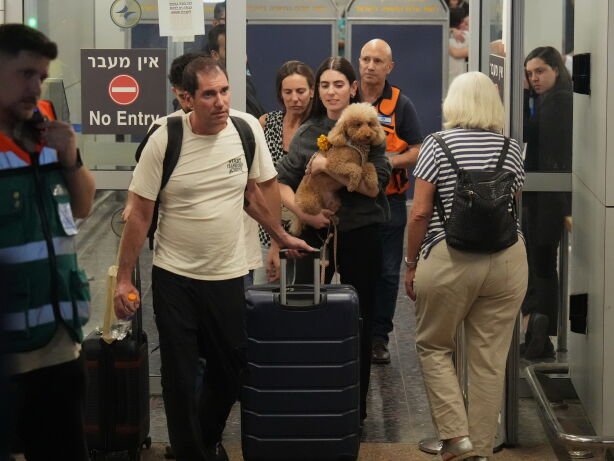 Passageiros do voo da Flydubai