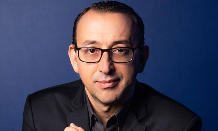 O cientista José Roberto Marques leva a Brasília o Speaker Experience, imersão para líderes que buscam autoridade, comunicação e presença estratégica B2B.