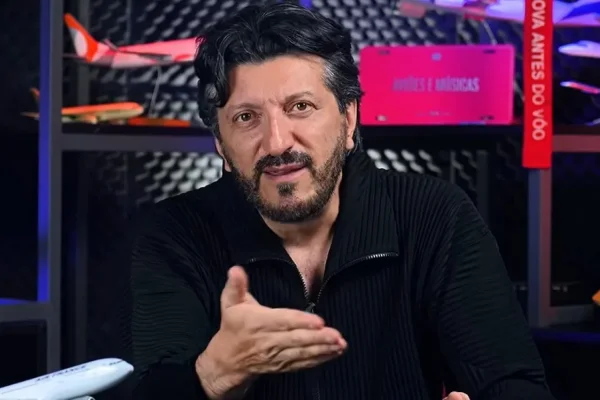 Lito Sousa transformou a paixão por aviões em conhecimento compartilhado com milhões de brasileiros.