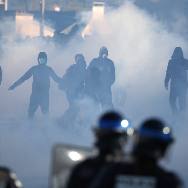 france politics education demo
