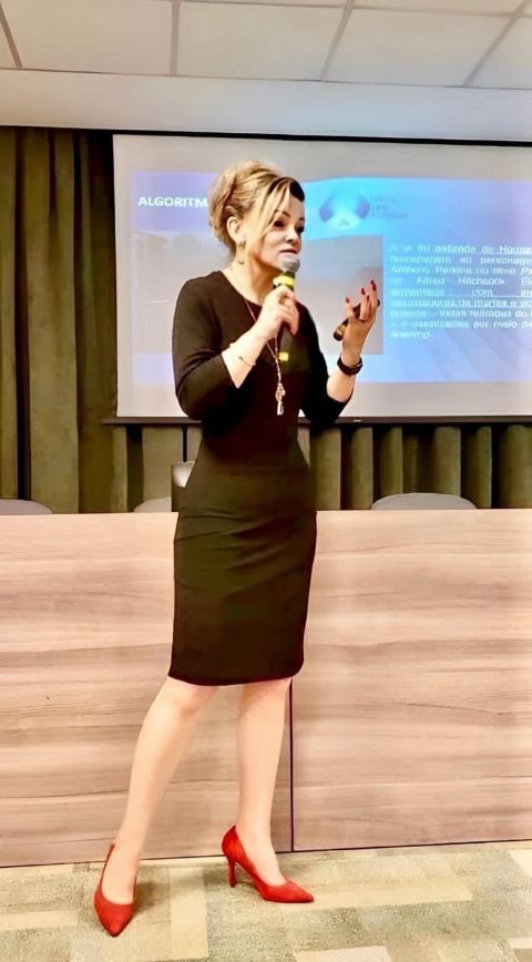 Leila Chevtchuk levará ao debate temas como machismo estrutural, misoginia e assédio no ambiente digital.