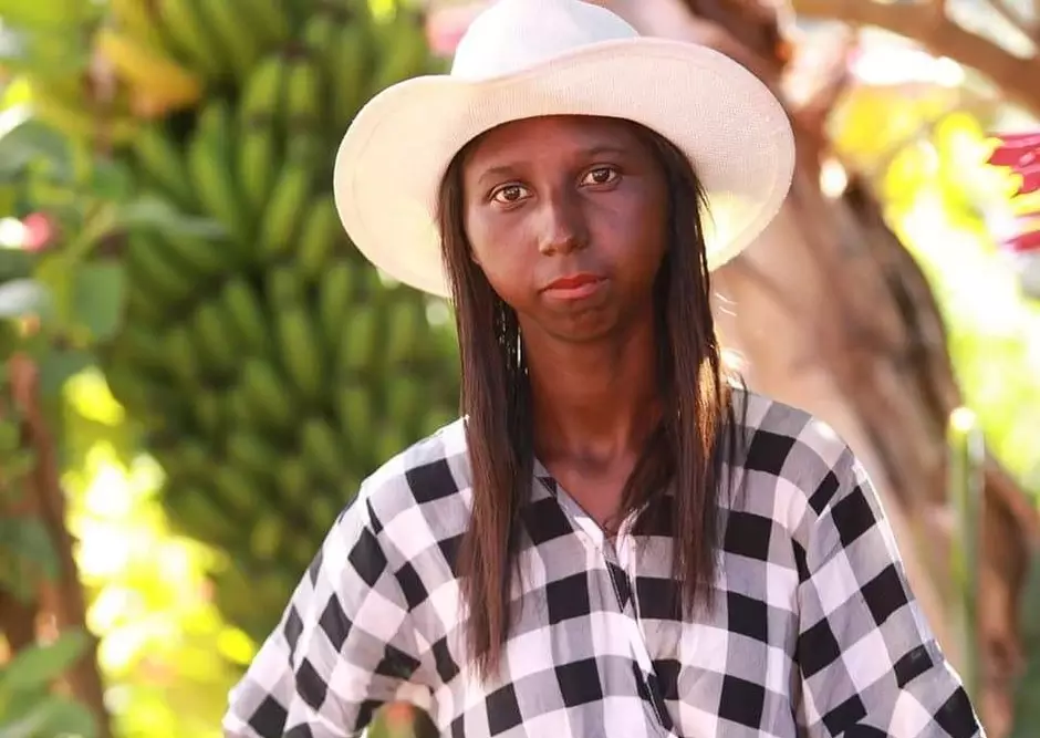 Fenômeno das redes sociais, Menina da Bota entrou para a política após ganhar projeção nacional com vídeos publicados na internet.