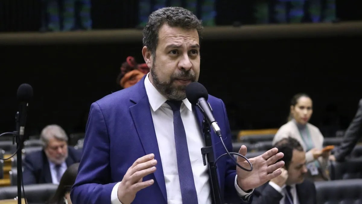 Tio de Guilherme Boulos é atropelado em briga de trânsito em São Paulo