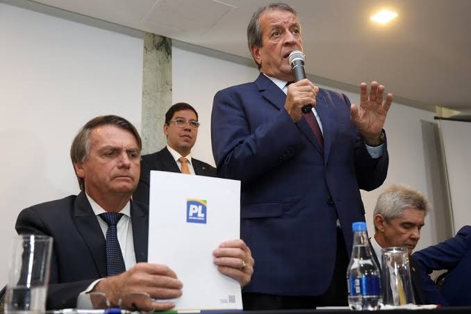 Jair Bolsonaro foi citado pelo presidente do PL ao falar sobre o STF
