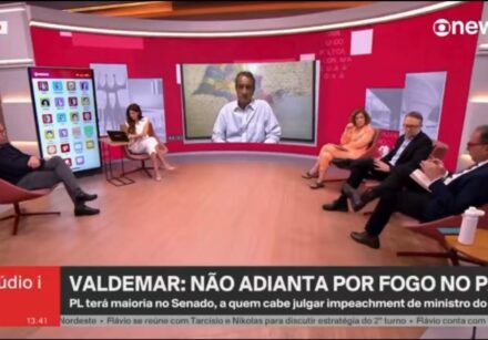 Valdemar Costa Neto durante entrevista à GloboNews