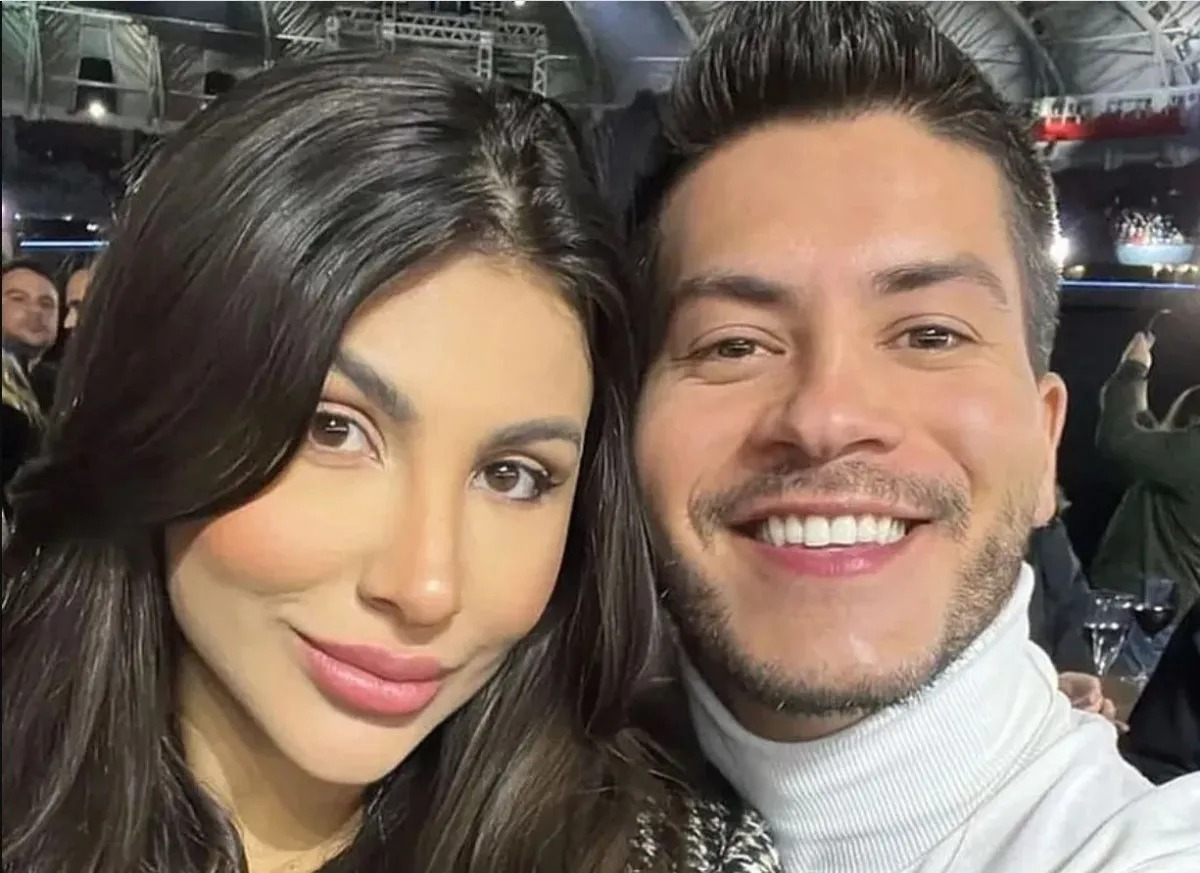 Jheny Santucci e Arthur Aguiar oficializaram a união civil em julho deste ano