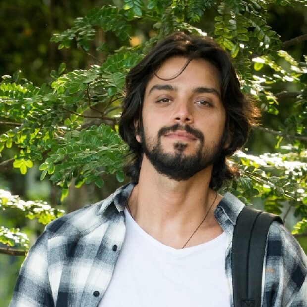 Rodrigo Simas será um dos protagonistas de “Elas que Lutem”