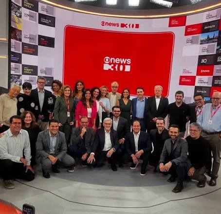 Canal ainda não informou oficialmente quais profissionais serão afetados