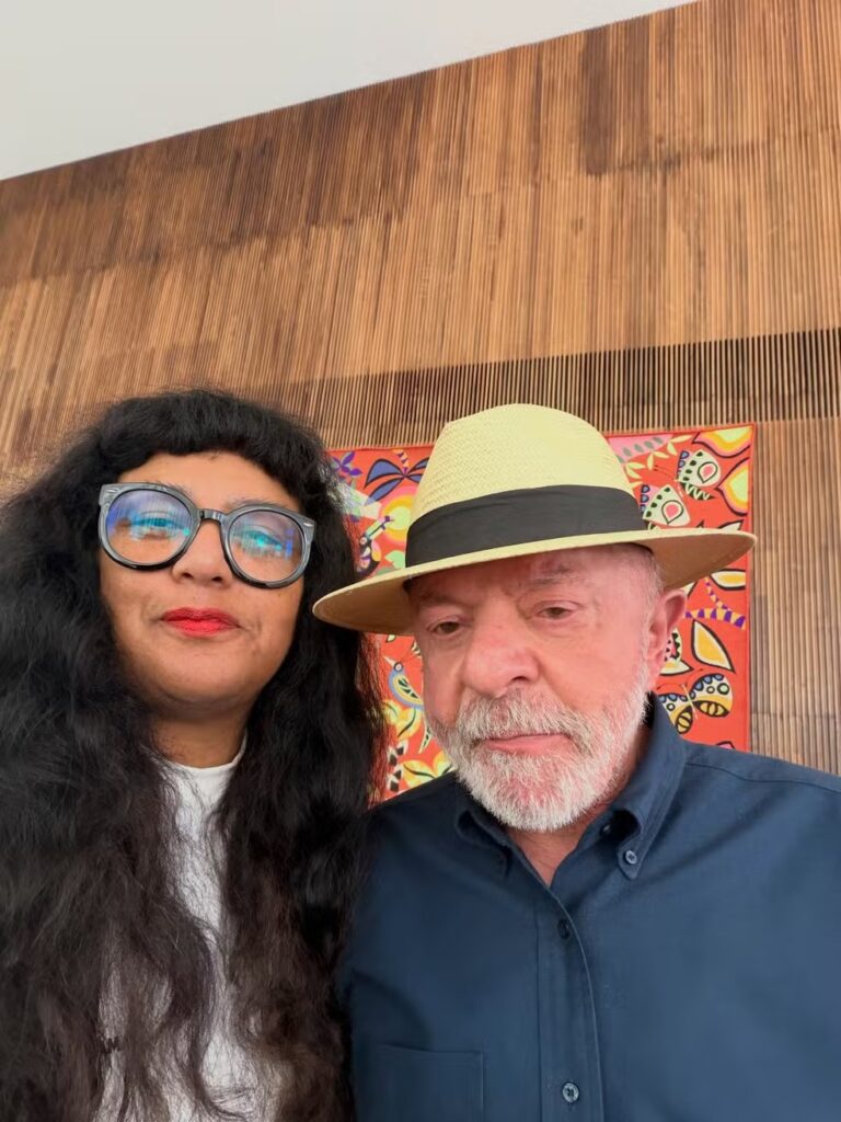 Déia Freitas declarou apoio à reeleição de Lula e disse que vai se poupar durante o período de recuperação.