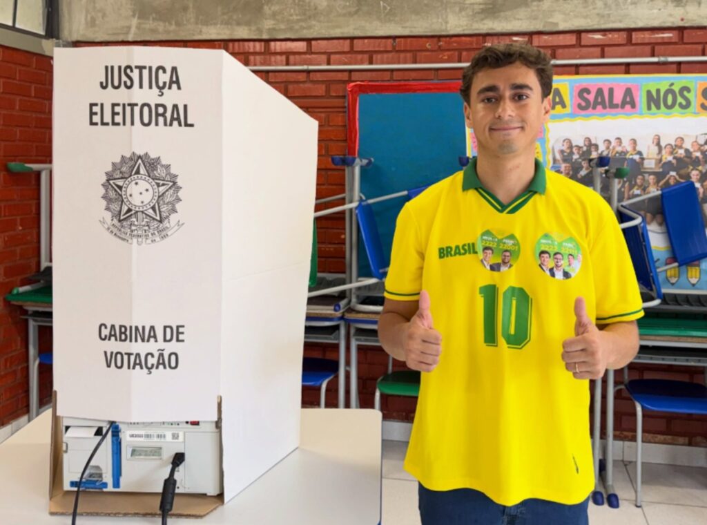  Nikolas Ferreira durante a campanha eleitoral que terminou com votação histórica