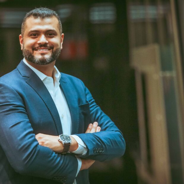 Rafael Batinga desenvolve plataforma de gestão B2B registrada no INPI e impulsiona a eficiência de PMEs com métodos da indústria e governança digital.