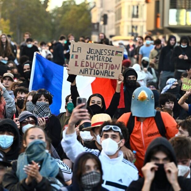afp 20261008 d2nc7yc v1 midres franceeducationprotestpolitics