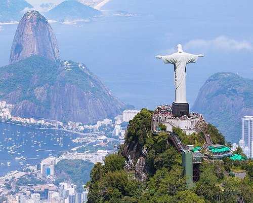 A Jovem Pan amplia sua presença na televisão aberta no estado do Rio de Janeiro com a chegada do sinal a Maricá, pelo canal 49.1, reforçando sua estratégia de expansão nacional.