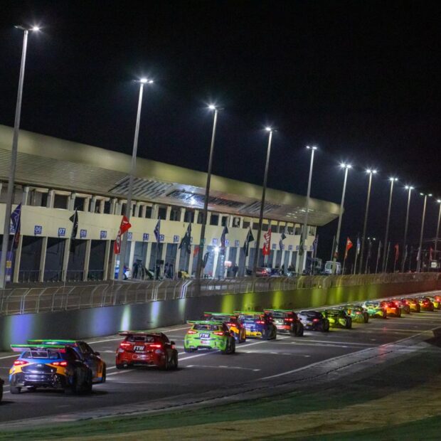 A AMG Cup Brasil retorna ao Autódromo Internacional Zilmar Beux, em Cascavel, nos dias 16 e 17 de outubro - Crédito - Vanderley Soares