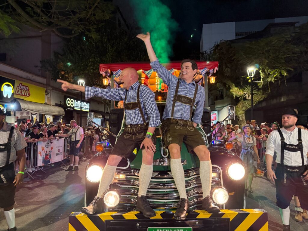 Celso Portiolli será um dos convidados especiais do desfile da Oktoberfest, ao lado de Luciano Hang