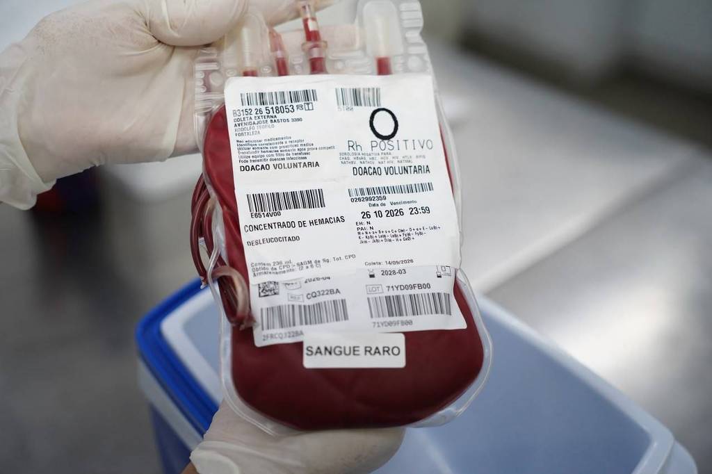 sus faz transporte aéreo de sangue raro do ceará a minas
