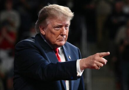 donald trump participates in a rally in tennessee