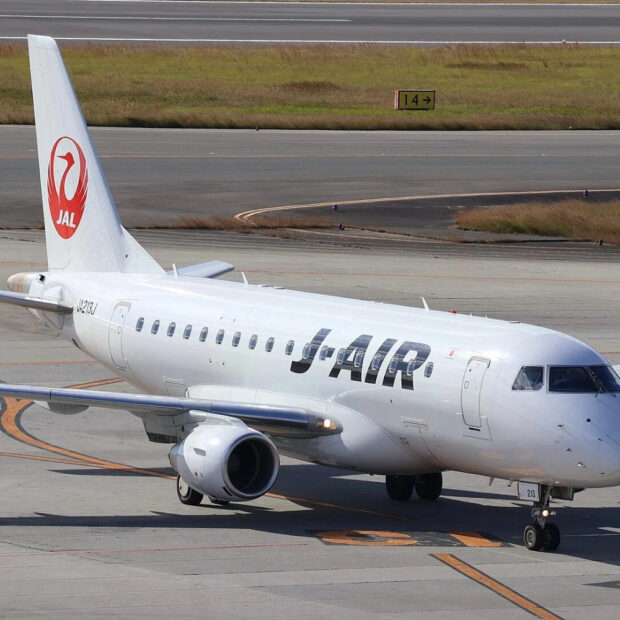 j airs embraer e170 x44jxha