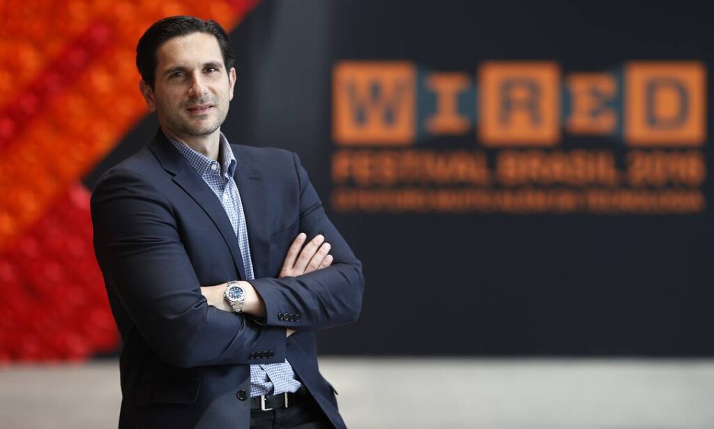 Frederic Kachar deixou o Grupo Globo após 29 anos de atuação na empresa, segundo comunicado divulgado nesta quinta-feira (15).