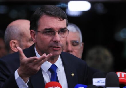 flavio bolsonaro ebc 41173327